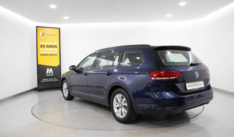 VOLKSWAGEN Passat Variant 1.6 TDI TRENDLINE completo