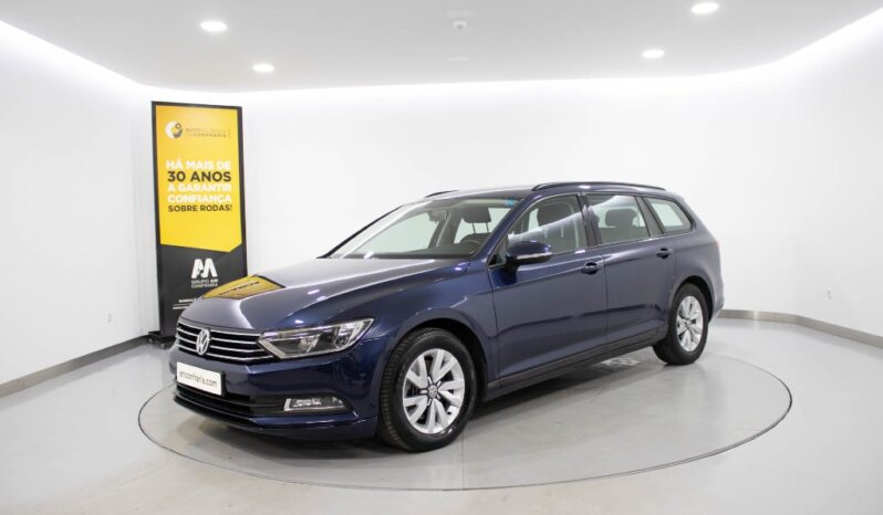 VOLKSWAGEN Passat Variant 1.6 TDI TRENDLINE completo