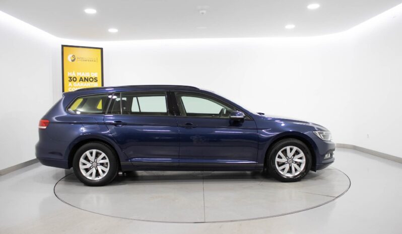 VOLKSWAGEN Passat Variant 1.6 TDI TRENDLINE completo