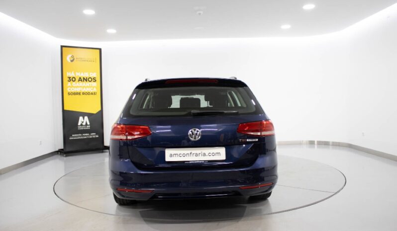 VOLKSWAGEN Passat Variant 1.6 TDI TRENDLINE completo