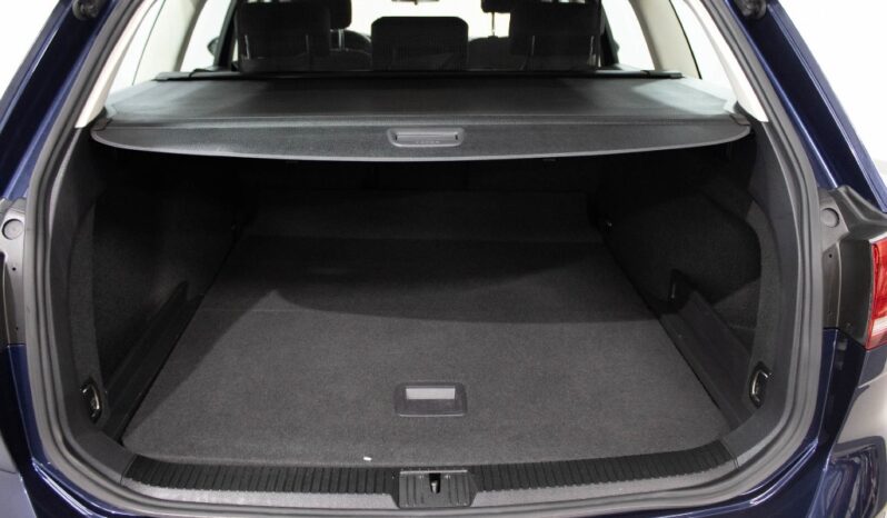 VOLKSWAGEN Passat Variant 1.6 TDI TRENDLINE completo