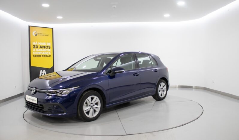 VOLKSWAGEN Golf VIII 1.0 TSI completo