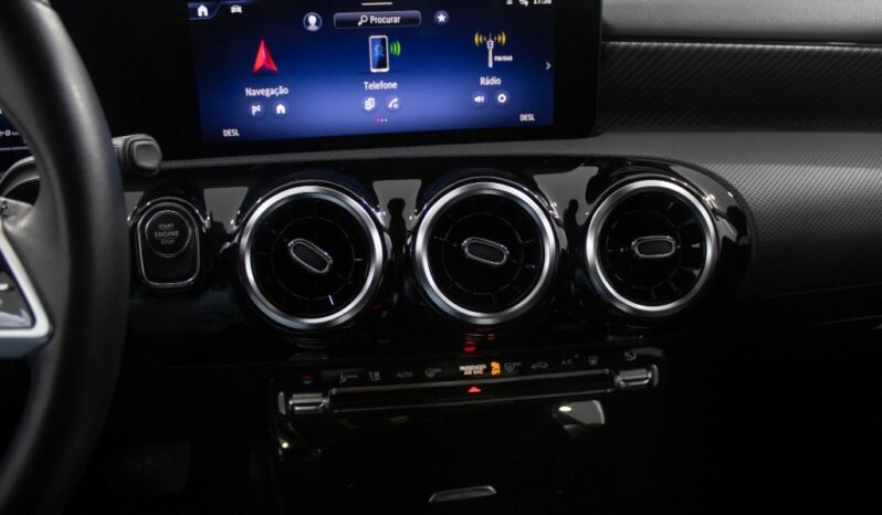 MERCEDES-BENZ Classe A Híbrido A 250 e completo