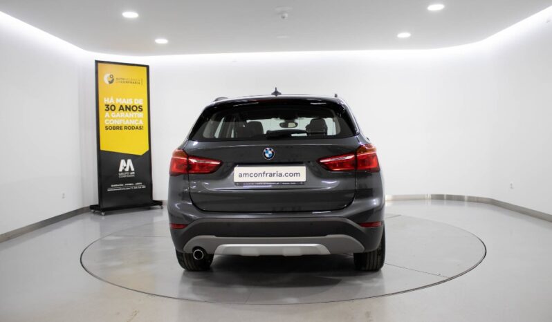 BMW X1 16 D SDRIVE LINE XLINE completo