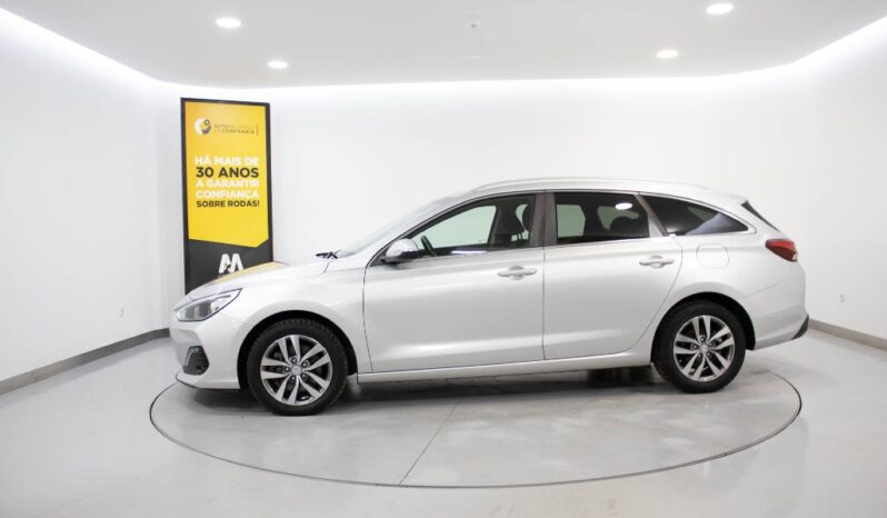 HYUNDAI i30 SW 1.6 CRDI STYLE 7DCT completo