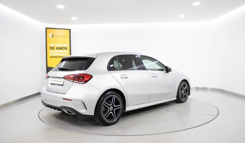 MERCEDES-BENZ Classe A 180 D AMG LINE completo