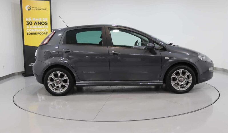 FIAT Punto 1.3 M-JET LOUNGE S&S completo