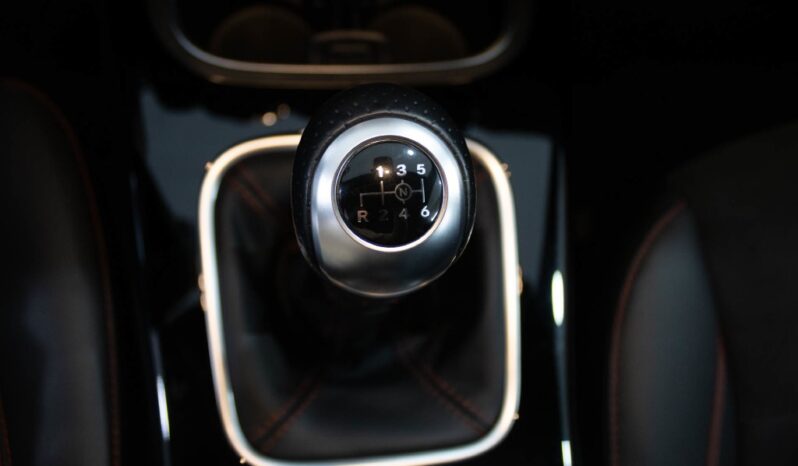 MERCEDES-BENZ Classe A 180 D AMG LINE completo