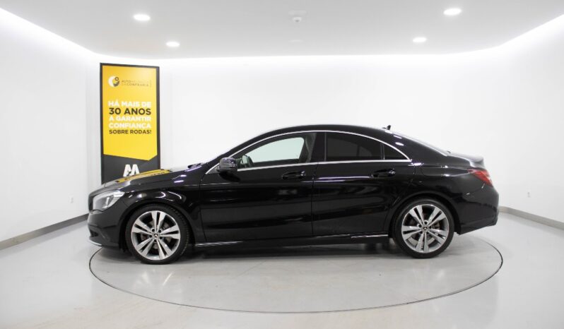 MERCEDES-BENZ Classe CLA 180 D URBAN completo