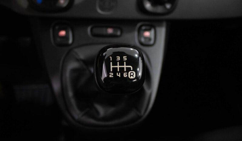 FIAT Panda 1.0 HYBRID CITY LIFE completo