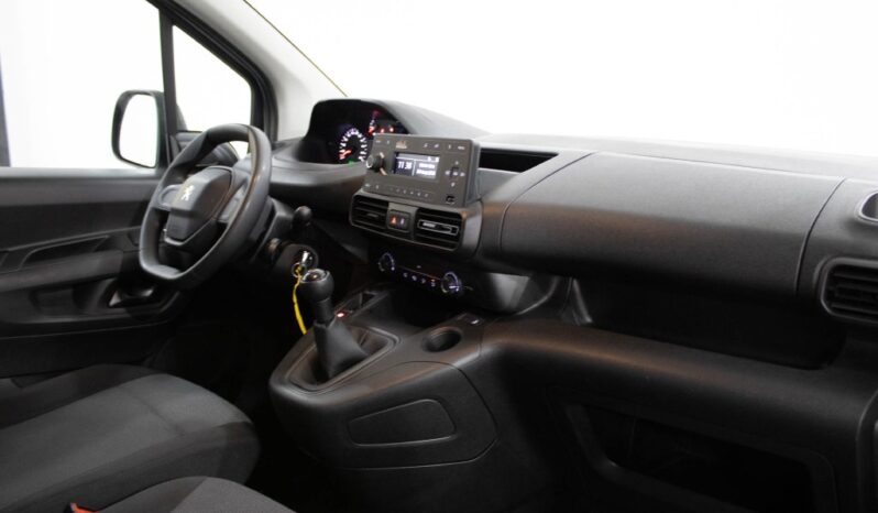 PEUGEOT Partner 1.5 BLUEHDI PRO STANDARD completo