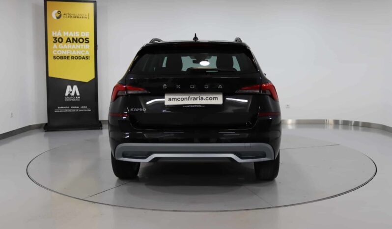 SKODA Kamiq 1.0 TSI AMBITION completo