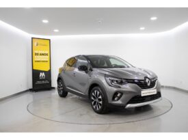 RENAULT Captur 1.0 TCE TECHNO