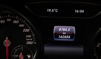 MERCEDES-BENZ Classe CLA 180 D URBAN completo