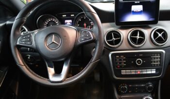 MERCEDES-BENZ Classe CLA 180 D URBAN completo