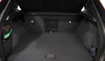 VOLVO XC40 Pure Electric RECHARGE CORE completo