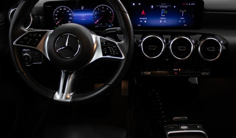 MERCEDES-BENZ Classe A 200 PROGRESSIVE AUT. completo