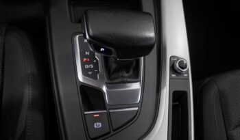 AUDI A4 Avant 30 TDI S TRONIC completo