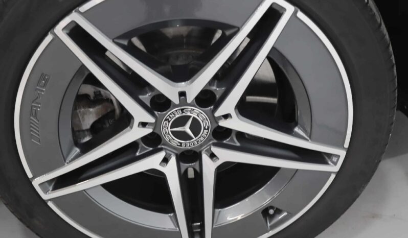 MERCEDES-BENZ Classe C 300 D AMG LINE completo