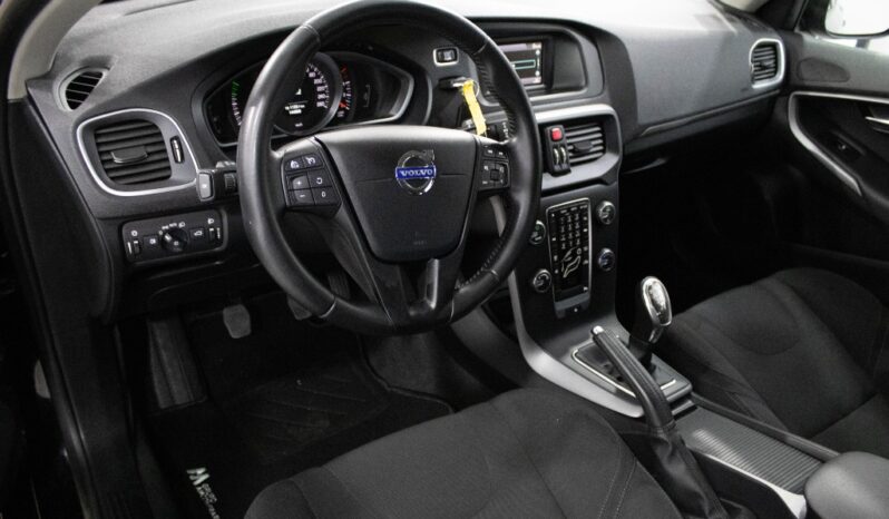 VOLVO V40 1.6 D2 KINETIC ECO completo