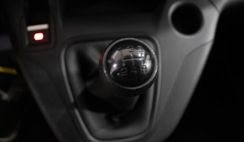 PEUGEOT Partner 1.5 BLUEHDI PRO STANDARD completo