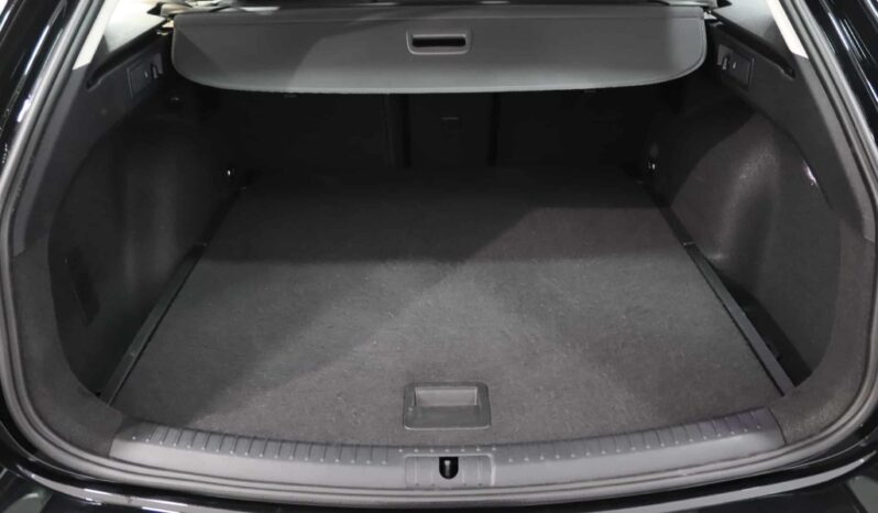 SEAT Leon Sportstourer 1.0 TSI STYLE completo