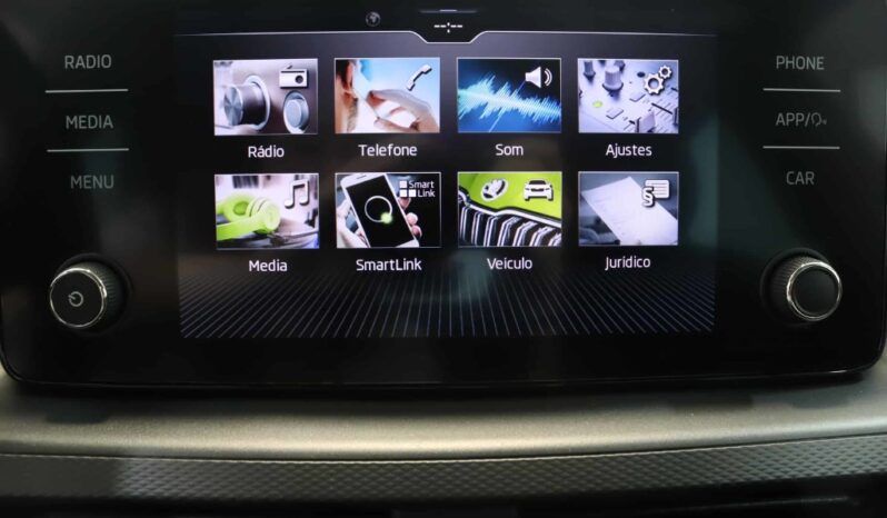 SKODA Kamiq 1.0 TSI completo