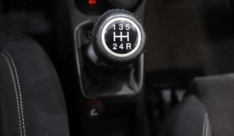 FIAT Punto 1.3 M-JET LOUNGE S&S completo