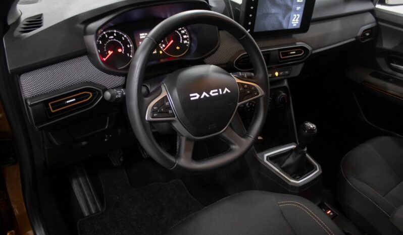 DACIA Sandero Stepway 1.0 TCE EXPRESSION completo