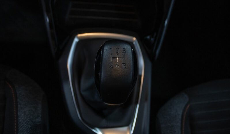 PEUGEOT 208 1.2 PURETECH ACTIVE completo