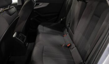 AUDI A4 Avant 30 TDI S TRONIC completo