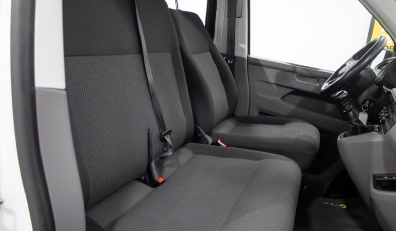VOLKSWAGEN Transporter 6.1 Kombi 2.0 TDI LONGO EXTRA AC completo