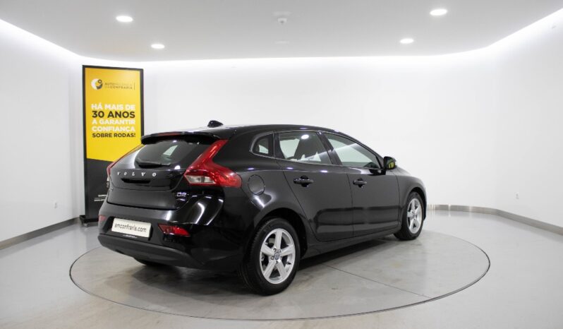 VOLVO V40 1.6 D2 KINETIC ECO completo