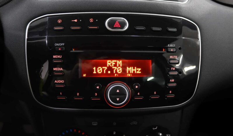 FIAT Punto 1.3 M-JET LOUNGE S&S completo