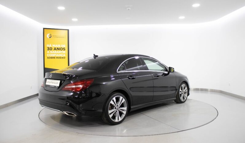 MERCEDES-BENZ Classe CLA 180 D URBAN completo