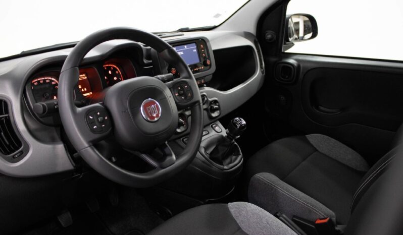 FIAT Panda 1.0 HYBRID completo