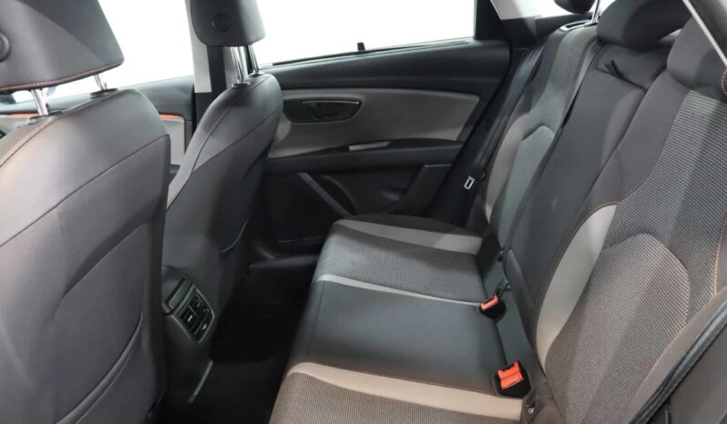 SEAT Leon ST X-Perience 1.6 TDI S/S completo