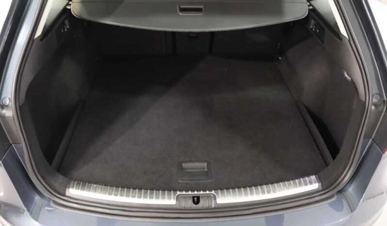 SEAT Leon ST X-Perience 1.6 TDI S/S completo