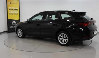 SEAT Leon Sportstourer 1.0 TSI STYLE completo
