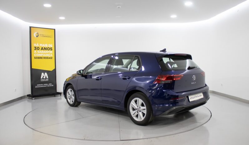 VOLKSWAGEN Golf VIII 1.0 TSI completo