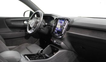 VOLVO XC40 Pure Electric RECHARGE CORE completo