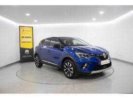 RENAULT Captur 1.0 TCE TECHNO