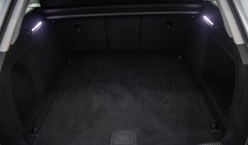 AUDI A4 Avant 30 TDI S TRONIC completo