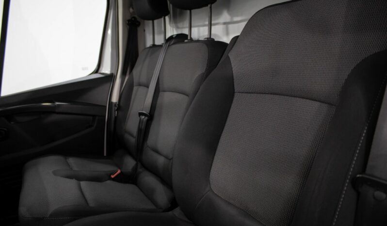 RENAULT Trafic III Fase III 2.0 BLUE DCI L1H1 completo