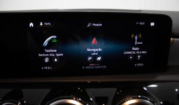 MERCEDES-BENZ Classe A 180 D AMG LINE completo