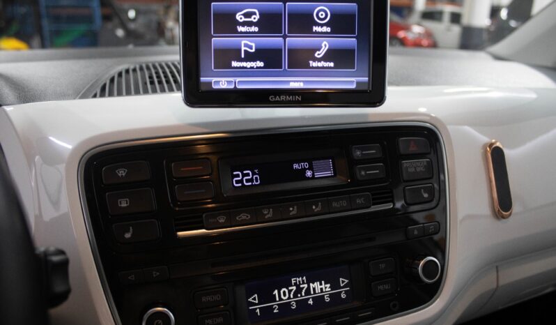 VOLKSWAGEN e-Up ! AC/DC completo