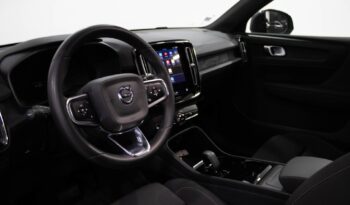 VOLVO XC40 Pure Electric RECHARGE CORE completo