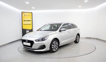 HYUNDAI i30 SW 1.6 CRDI STYLE 7DCT completo