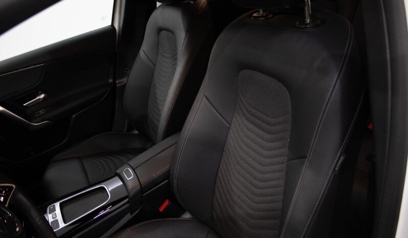 MERCEDES-BENZ Classe A 200 PROGRESSIVE AUT. completo