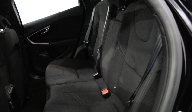 VOLVO V40 1.6 D2 KINETIC ECO completo